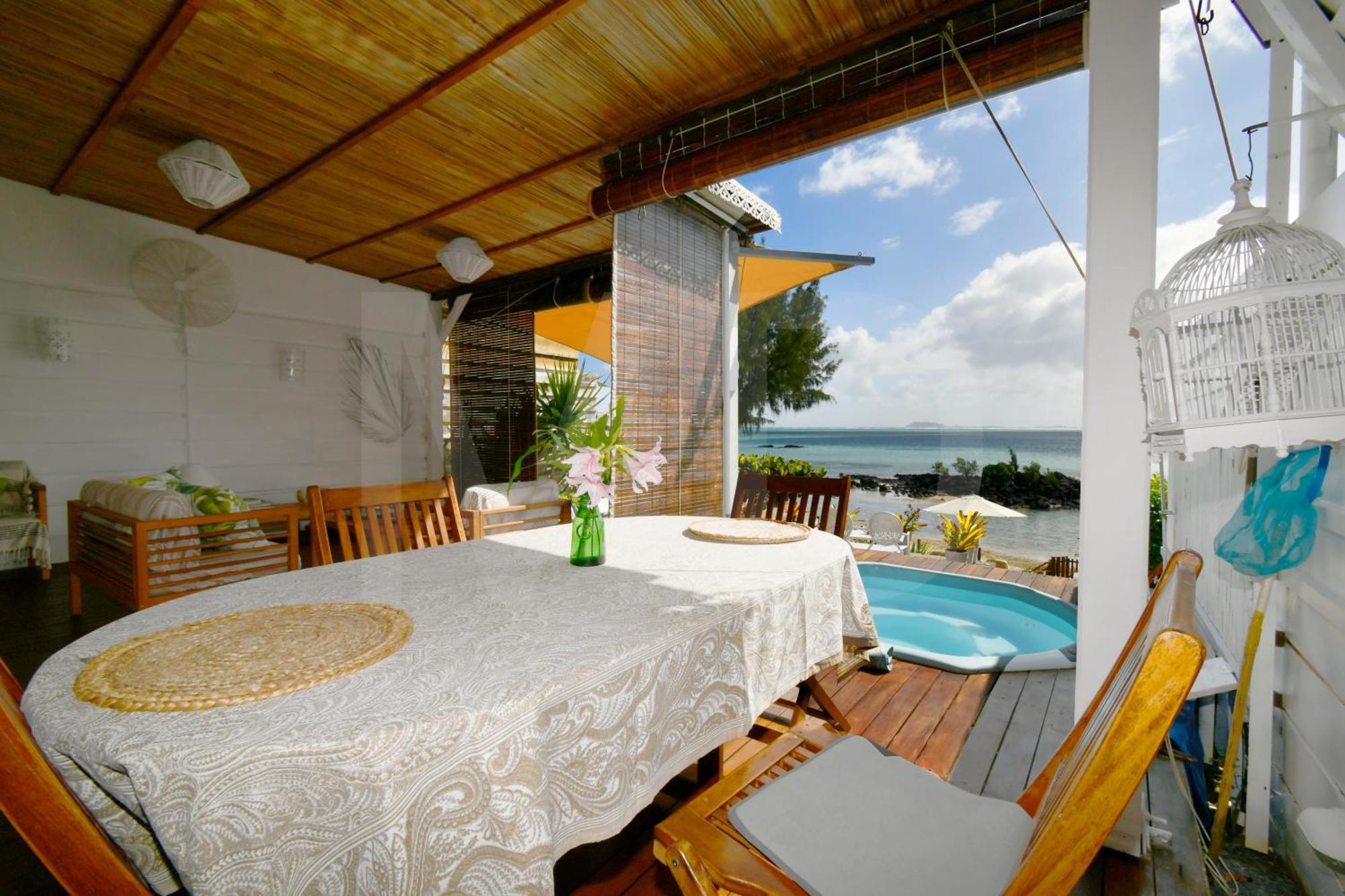 Meerana Cheerful Beachfront Cottage With Jacuzzi Grand Gaube Luaran gambar